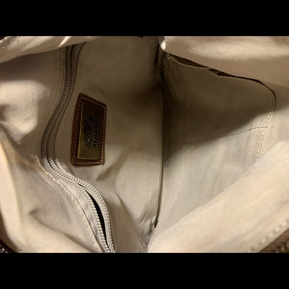 Roots villager tribe bag with original dust bag - Picture 4 of 4